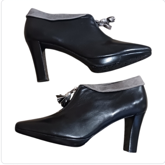 Brighton Stacey Zippered Tassel Ankle Bootie - Picture 3 of 12